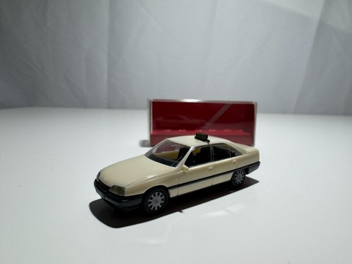 Herpa opel omega taxi - 1:87,