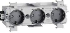 Hager GS 30019011 Steckdose 3 -fach Kanalsteckdose