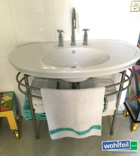 Villeroy&Boch Amadea Waschtisch m. Spiegel und 3 Loch Armatur mit Handtuchhalter