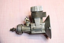 Super Tigre S 2000 Modellmotor