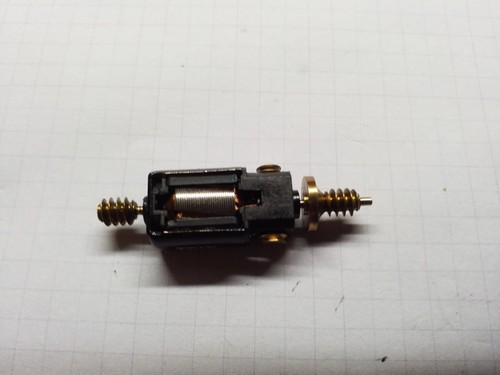 Minitrix motor 2117 04 - 31,