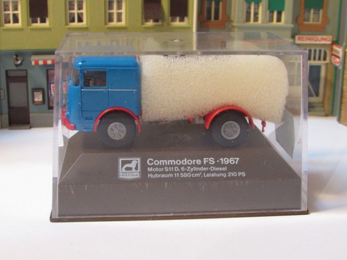 Brekina büssing commodore - brekina,