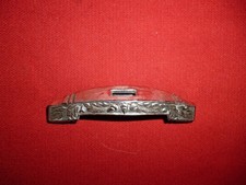 Hochwertige untere Parierstange mit Eichenlaubdekor aus Neusilber für Ehrendolch