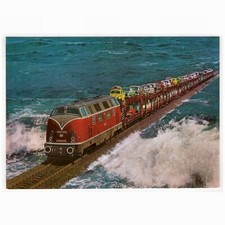 AK Insel Sylt / Eisenbahn, Autoreisezug auf dem Hindenburgdamm