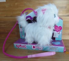 AniMagic Cassy süße Spielzeug Kuschel - Katze kann miauen und laufen, ab 4 Jahre