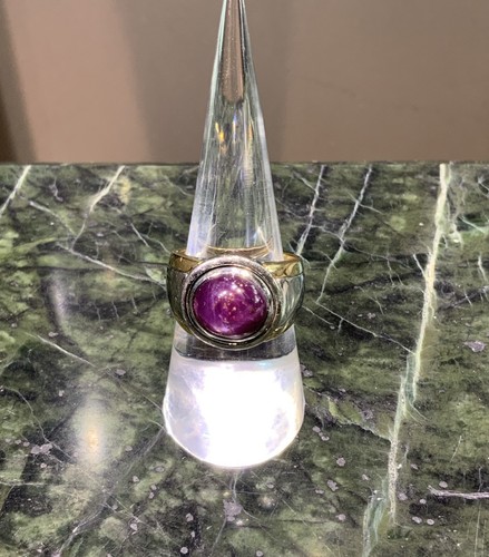 Imposanter ring mit - ring,