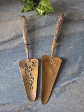 2 Antike Tortenheber Barock u