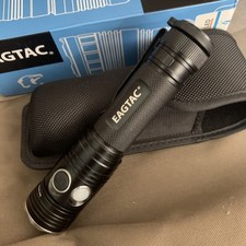 Eagtac TX3V Cree XHP70.2 LED Taschenlampe Neutral White 3550 Lumen - Neu/wie neu