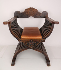 Scherenstuhl Wappenschild Ritterstuhl wohl Eiche um 1900 antik Schnitzerei 79A12