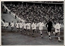 OLYMPIA BERLIN 1936 Band 2 Bild Nr. 147 Handball Nationalmannschaft im Stadion