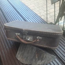 Alter kleiner koffer - ,