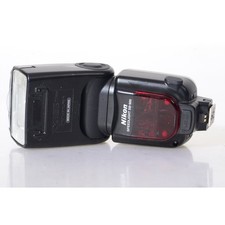 Nikon Speedlight SB-900 -