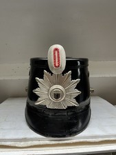 spitzenhelm,spiked helmet,pickelhaube,Shako De Police De Berlin