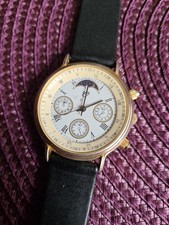 O Mechanische Uhr Handaufzug Läuft