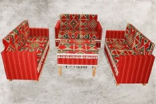 Rote Orientalische Sitzecke