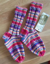 Damen Socken 39/40 rot bunt, handgestrickt, maschinenwaschbar