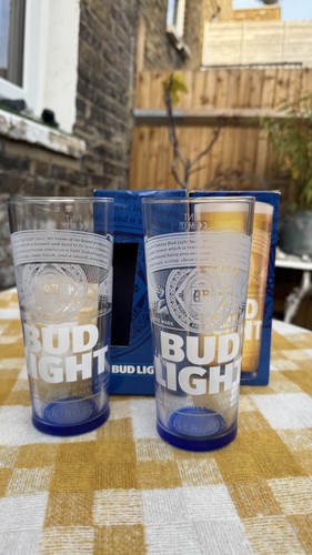 Bud light pint - light,