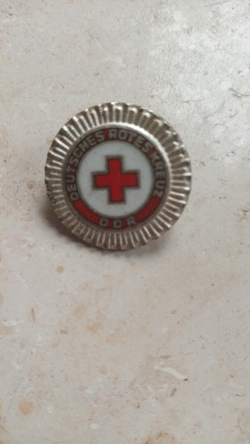 Deutsches rotes kreuz drk ddr - kreuz,