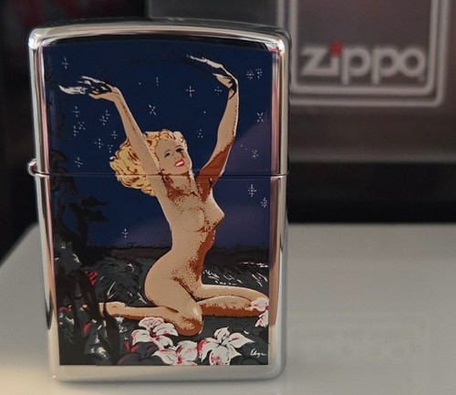 Zippo pin girl motiv - (motiv, by