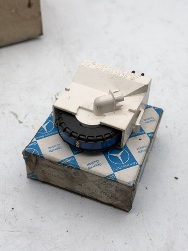 New nos mercedes w126 w123 - w126,