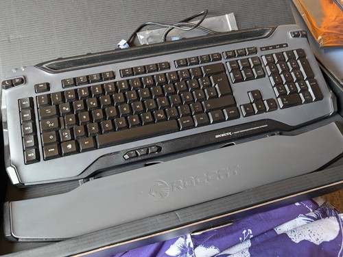 Roccat skeltr smart - skeltr,