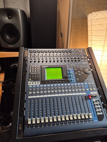 Yamaha 01v96 digital - mixer,