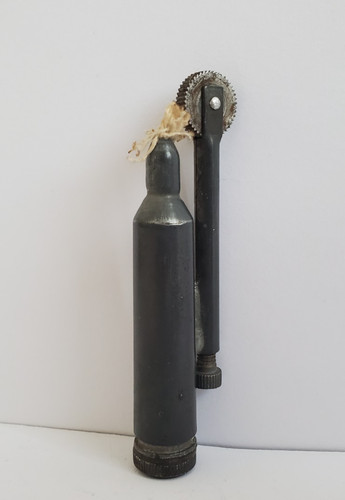 Altes patronen feuerzeug - altes,