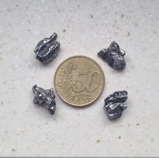 Campo del Cielo Meteorit Edelsteine Kristalle Mineralien Heilsteine