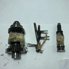 KAWASAKI Z 1000J Getriebe Teile  gearbox #2101