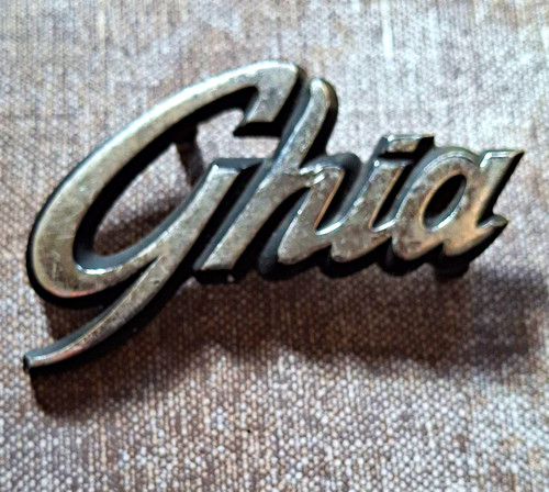 Ford ghia schriftzug emblem - ghia,