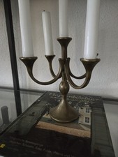 Antiker brutalistischer