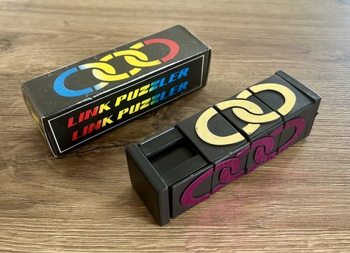 Rubiks style 1980 missing - style,