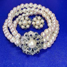 Elegantes Armband- und