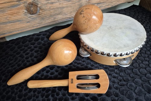 Percussions set tambourine - set,,