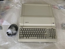 Apple IIe A2S2128 Platinum -