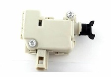 Actuator tailgate lock