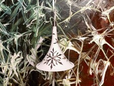 KPM Berlin, Weihnachtsschmuck,  edle Kelchglocke / Weihnachtsglocke / Platin