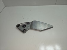 FUSSRASTENANLAGE VORNE LINKS