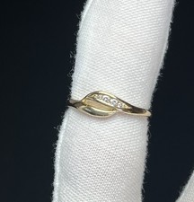 zierlicher 333 Gold Ring mit