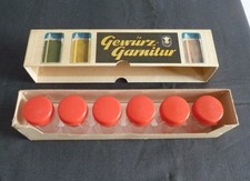 DDR  Gewürzgarnitur * Gewürzbehälter  Plastik *    Gewürzregal