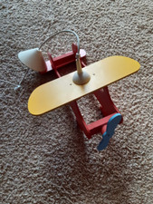 Kinderleuchte Hängelampe Hängeleuchte Kinderzimmerlampe Flugzeug Holz rot E27