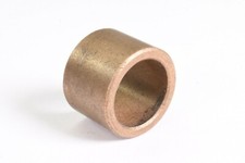 18x24x18, Messing Hülse