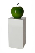 Podest Säule Stele aus