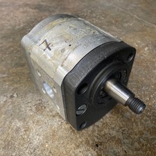 NEU Hydraulikpumpe BOSCH