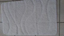 Badematte. 80 x 50 cm , gedecktes weiß