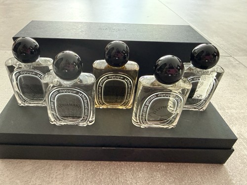 Les essences diptyque - essences, de