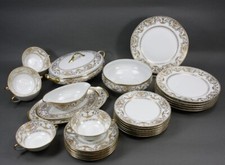 Royal limoges relief - royal,