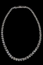 Elegante Swarovski Halskette