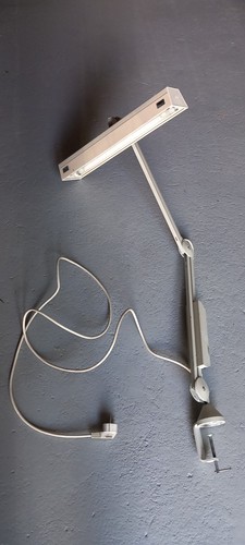 Luxo 101 2x15w - luxo,