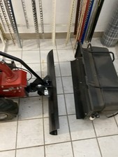 Schneeschieber mit Rädern, Schwarz